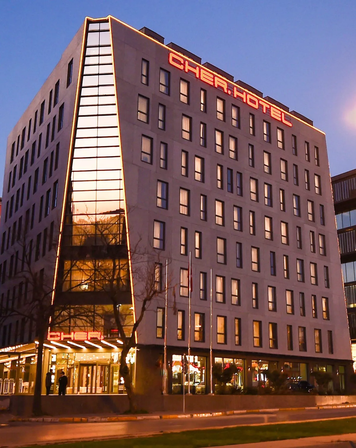 Cher Hotel Beyoğlu gece görünümü